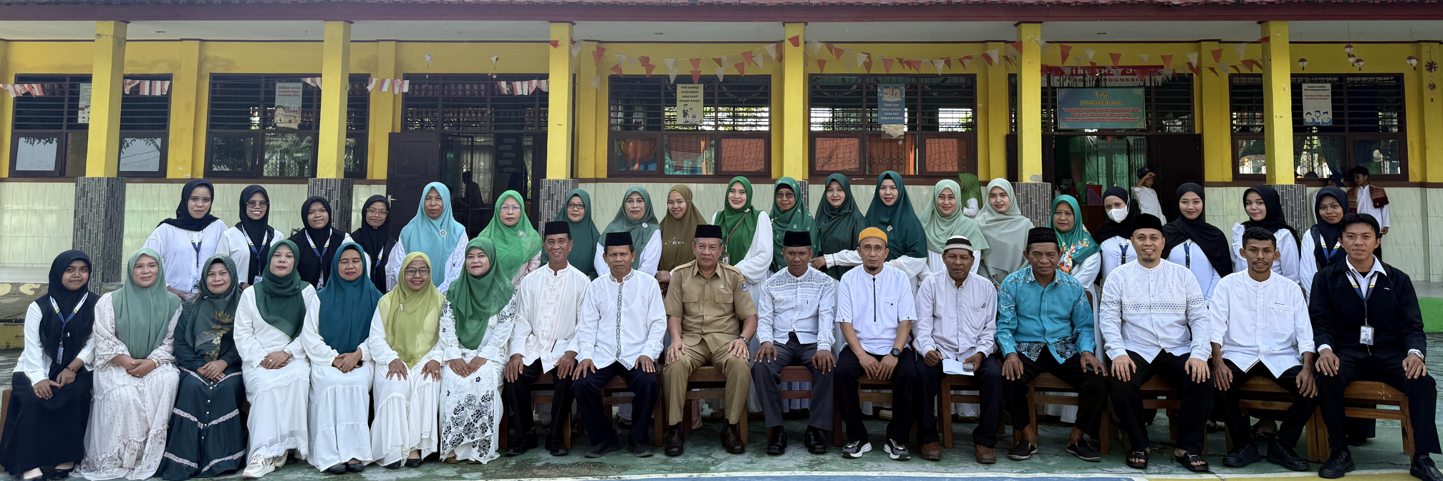 https://smpn17kendari.sch.id/